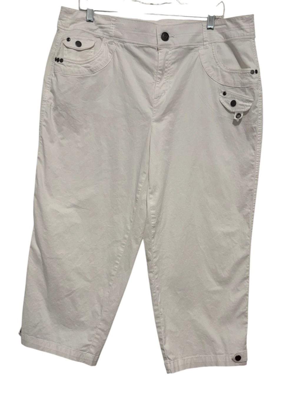 White Crop Pants